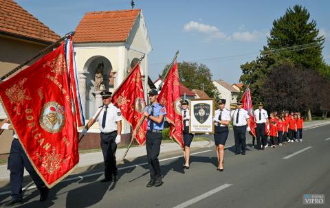 Kliknite za detalje...